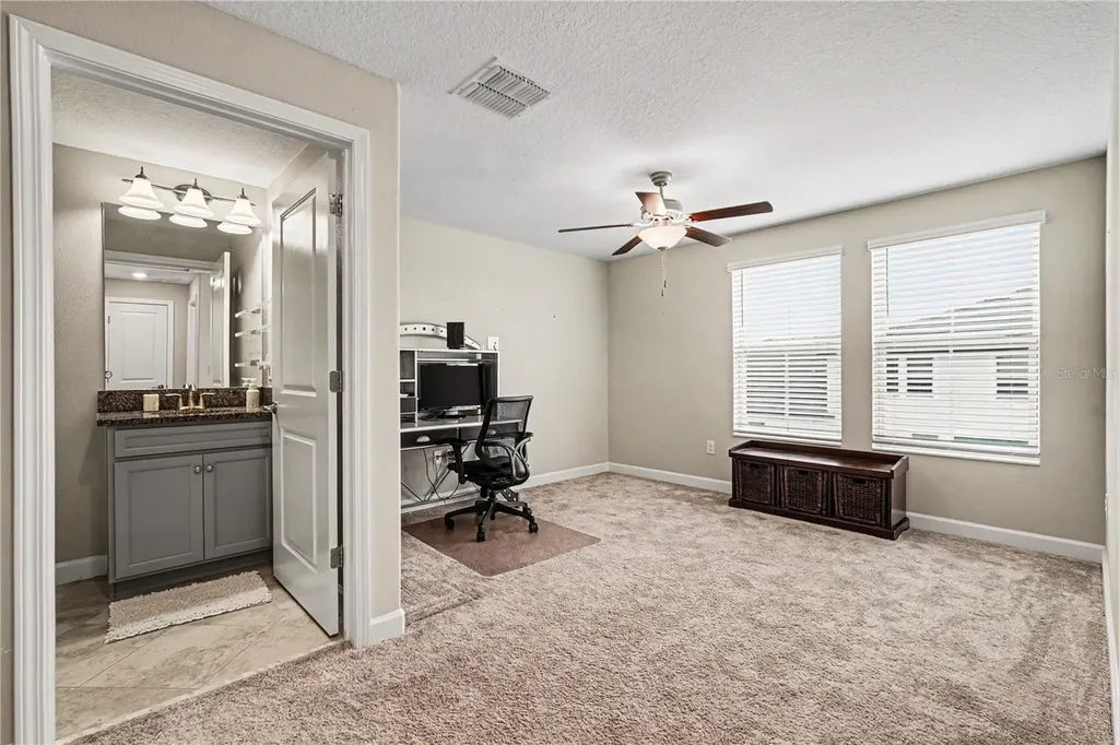 10462 Weldon Cork Way San Antonio FL 33576