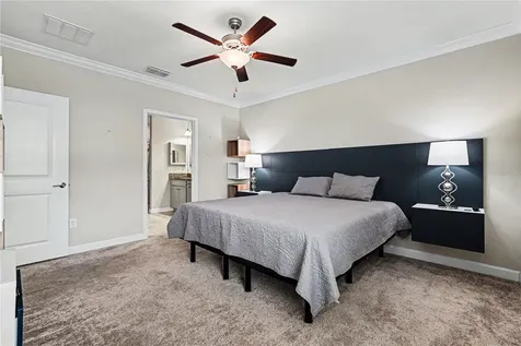 10462 Weldon Cork Way San Antonio FL 33576