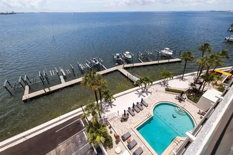 5700 Mariner Street Tampa FL 33609