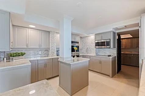 5700 Mariner Street Tampa FL 33609