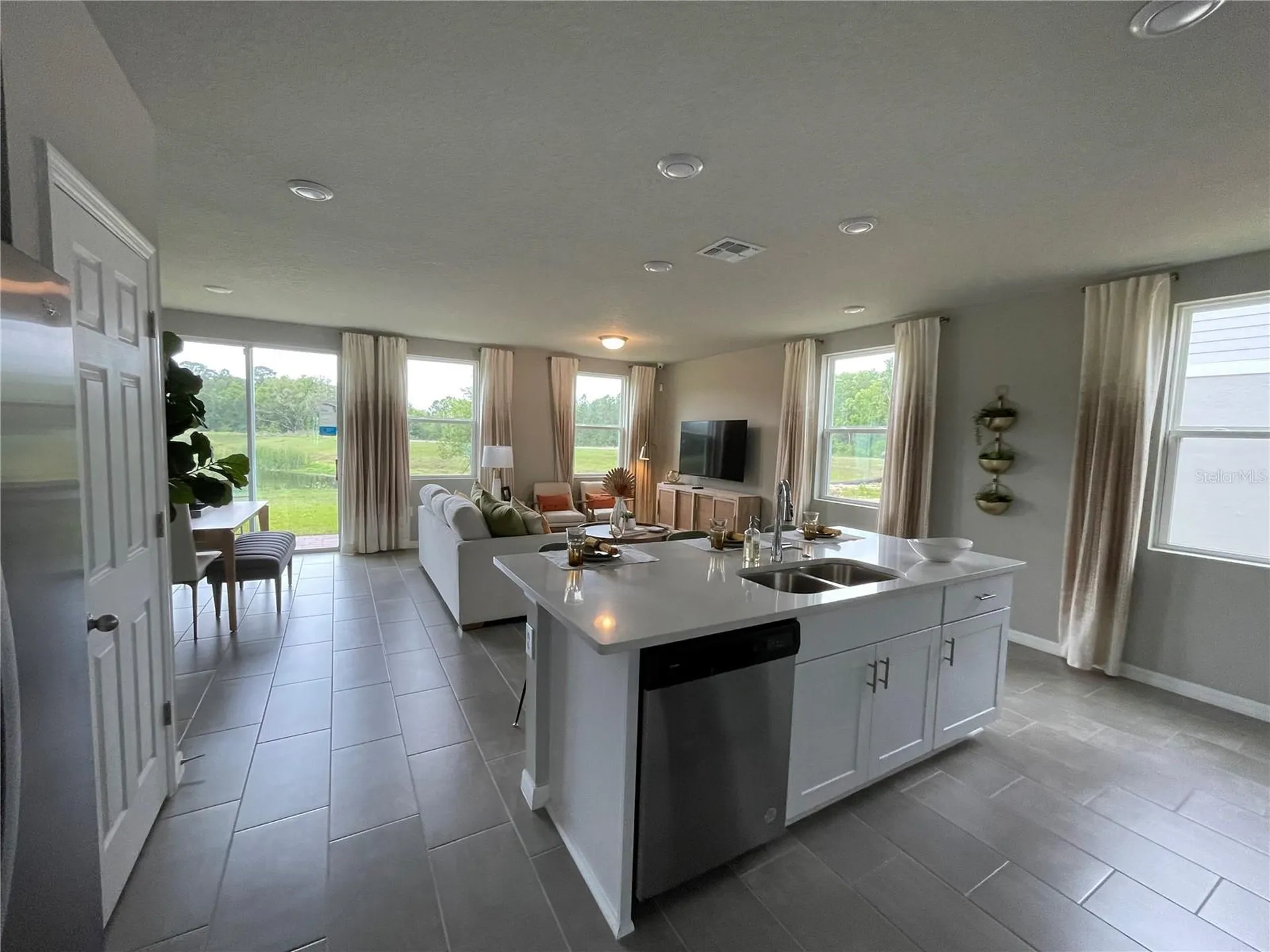 732 Legacy Drive Davenport FL 33896
