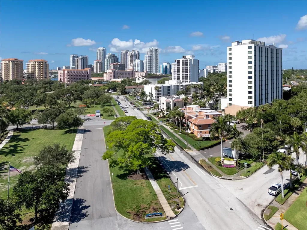 920 North Shore Drive NE St Petersburg FL 33701