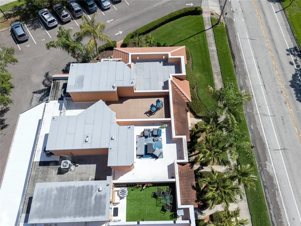 920 North Shore Drive NE St Petersburg FL 33701