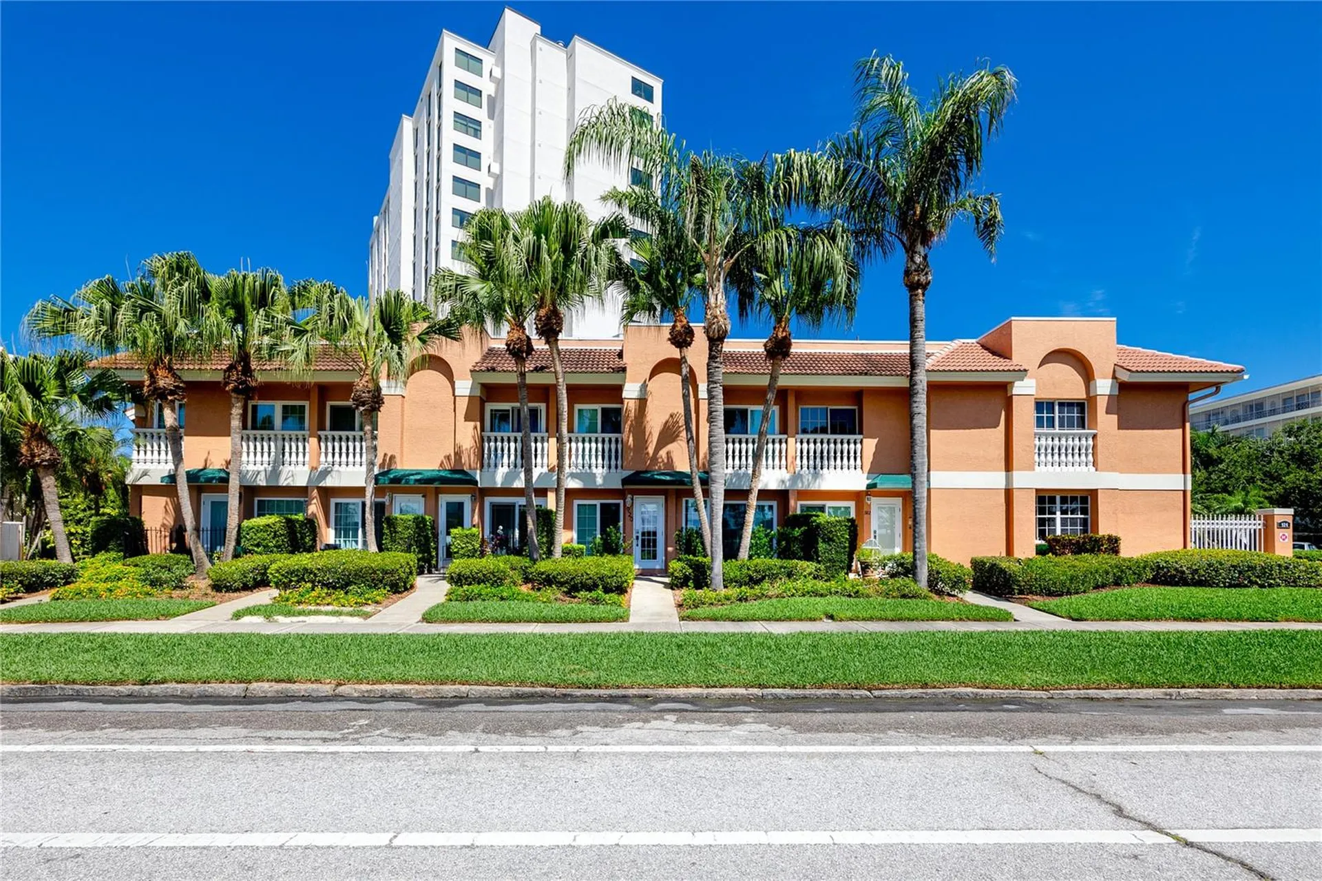 920 North Shore Drive NE St Petersburg FL 33701