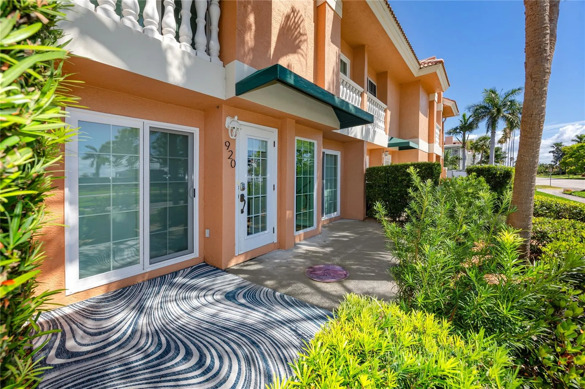 920 North Shore Drive NE St Petersburg FL 33701