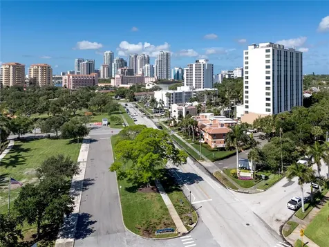 920 North Shore Drive NE St Petersburg FL 33701