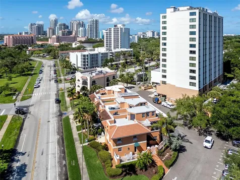 920 North Shore Drive NE St Petersburg FL 33701