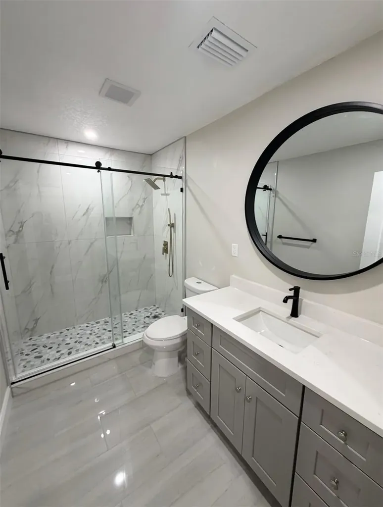 6532 S West Shore Circle Tampa FL 33616