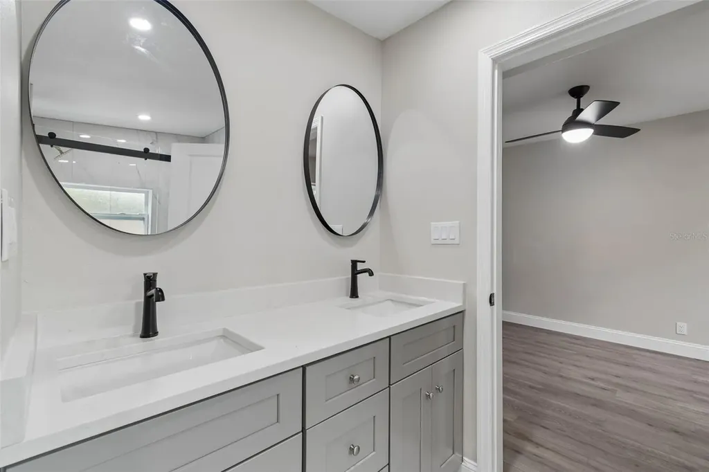 6532 S West Shore Circle Tampa FL 33616