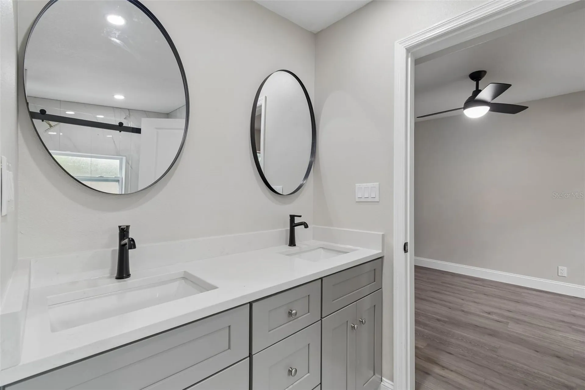 6532 S West Shore Circle Tampa FL 33616