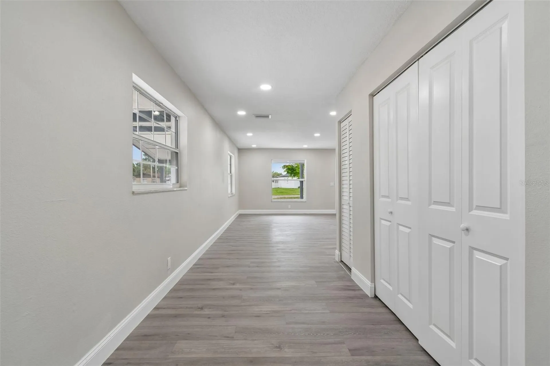 6532 S West Shore Circle Tampa FL 33616