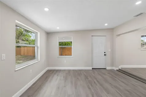 6532 S West Shore Circle Tampa FL 33616