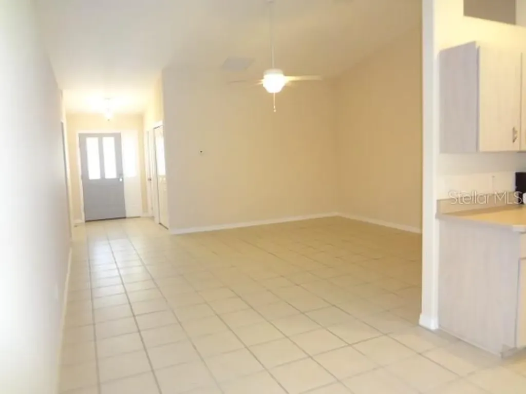 11 Pontiac Lane Palm Coast FL 32164