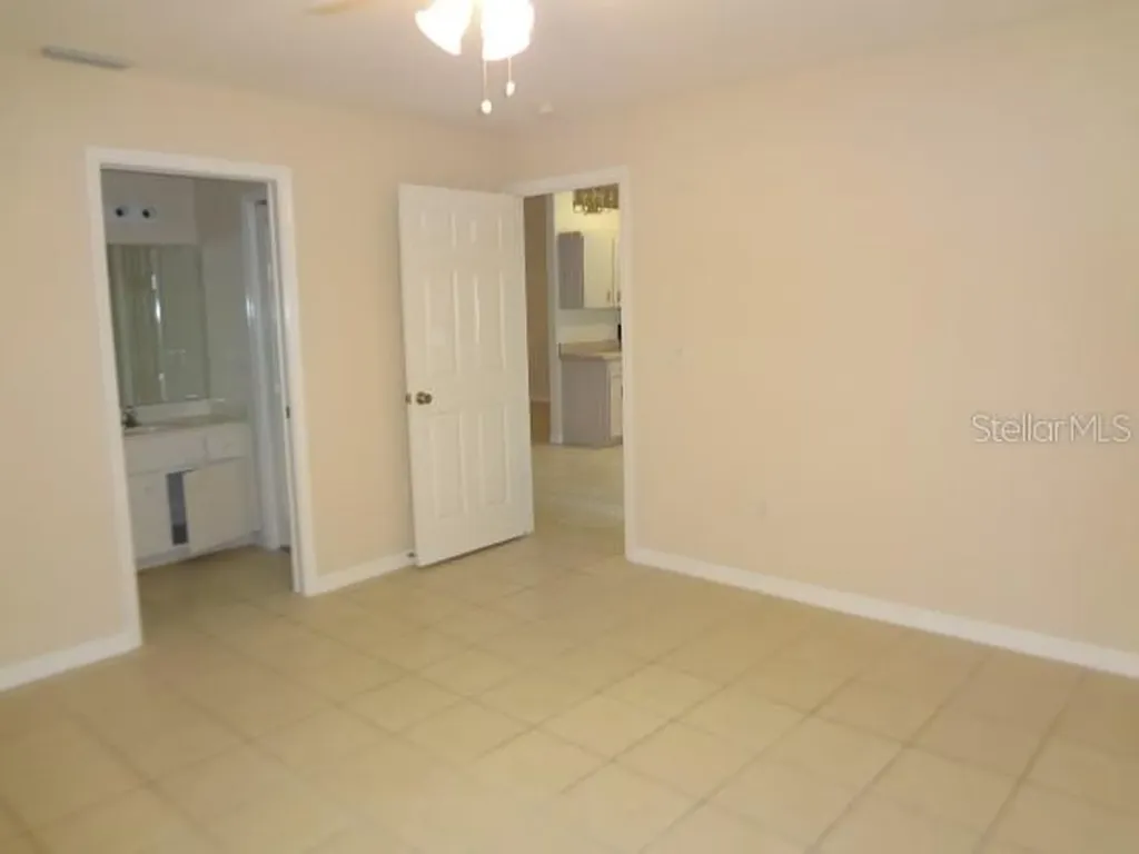 11 Pontiac Lane Palm Coast FL 32164
