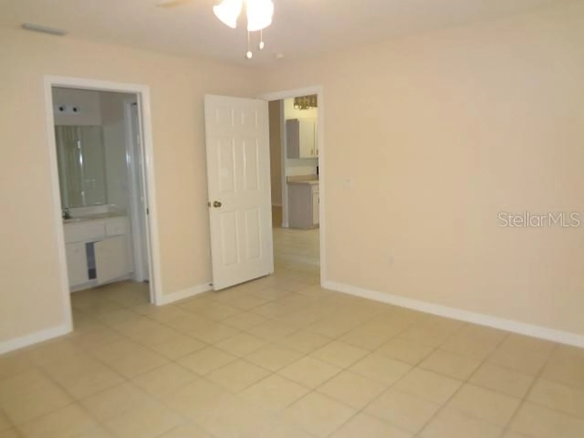 11 Pontiac Lane Palm Coast FL 32164
