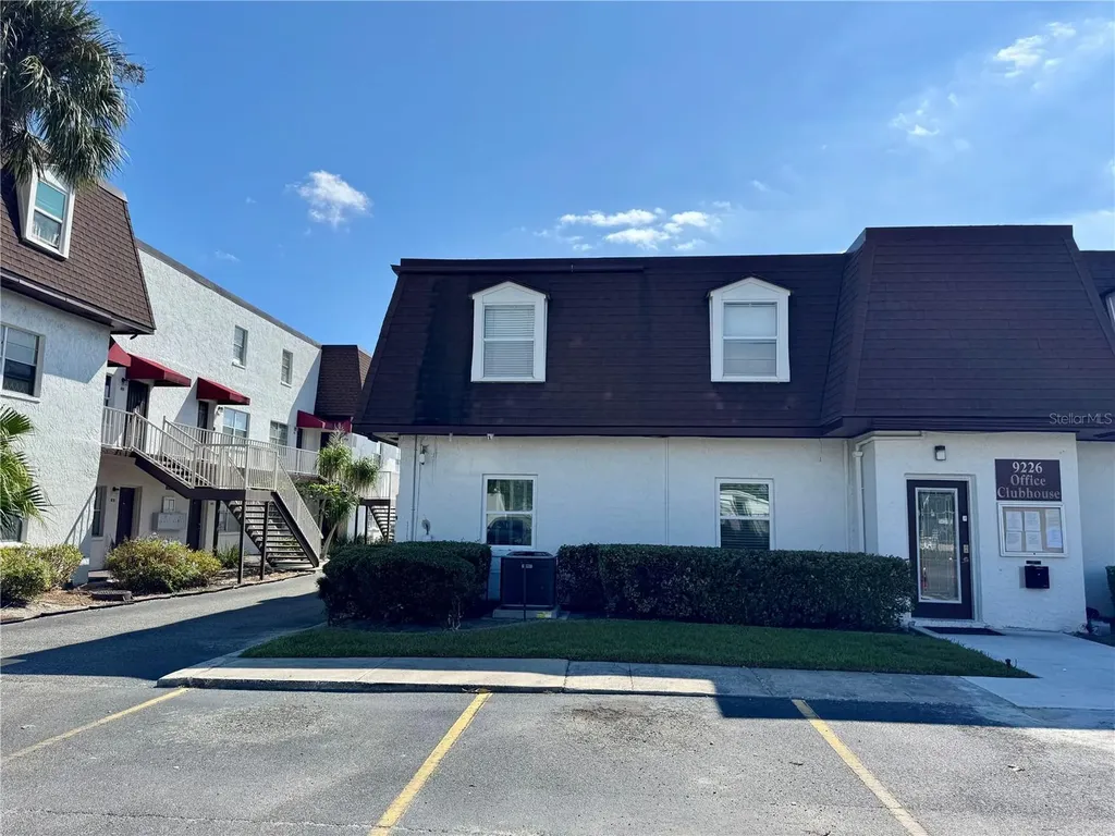9205 Tudor Drive Tampa FL 33615