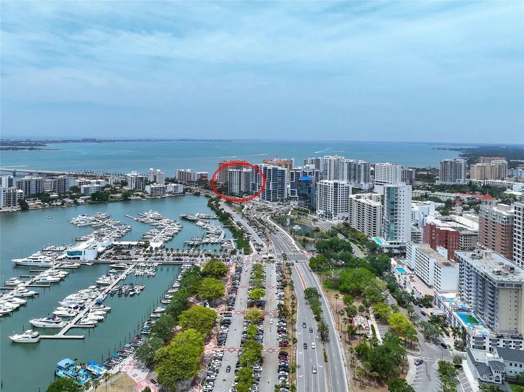 1111 N Gulfstream Ave #1a Avenue Sarasota FL 34236