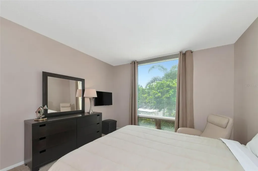 1111 N Gulfstream Ave #1a Avenue Sarasota FL 34236