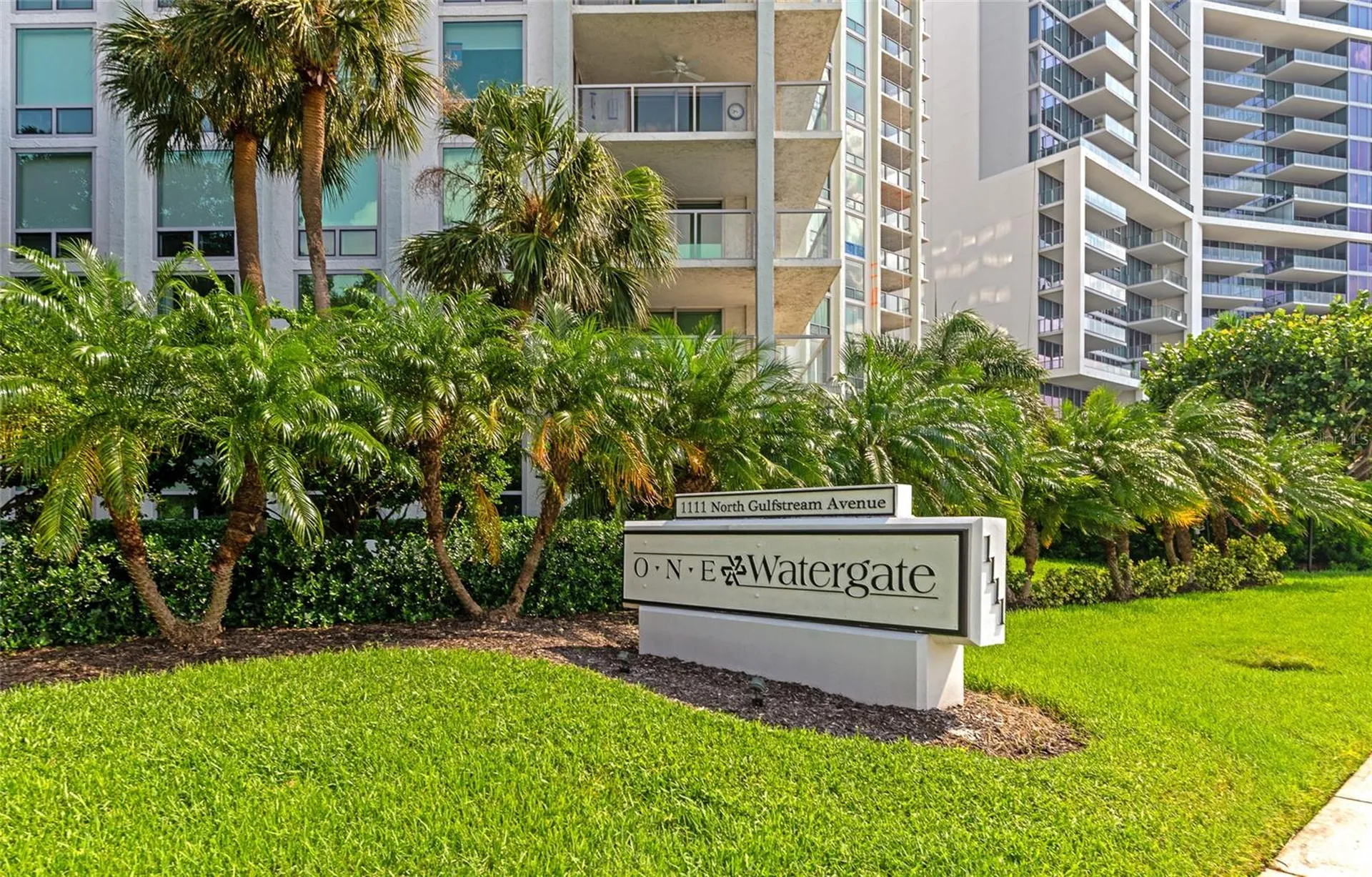 1111 N Gulfstream Ave #1a Avenue Sarasota FL 34236