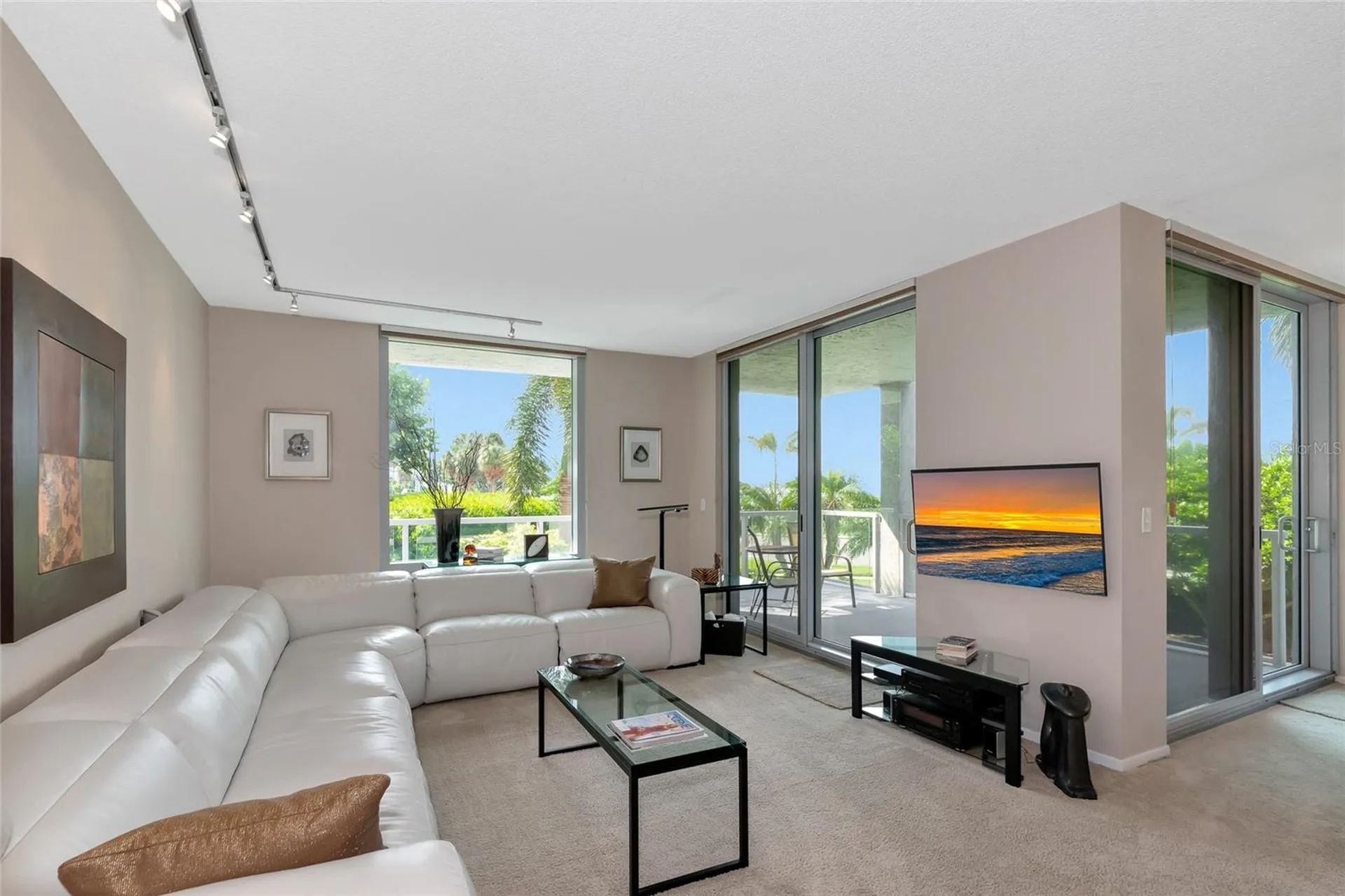 1111 N Gulfstream Ave #1a Avenue Sarasota FL 34236