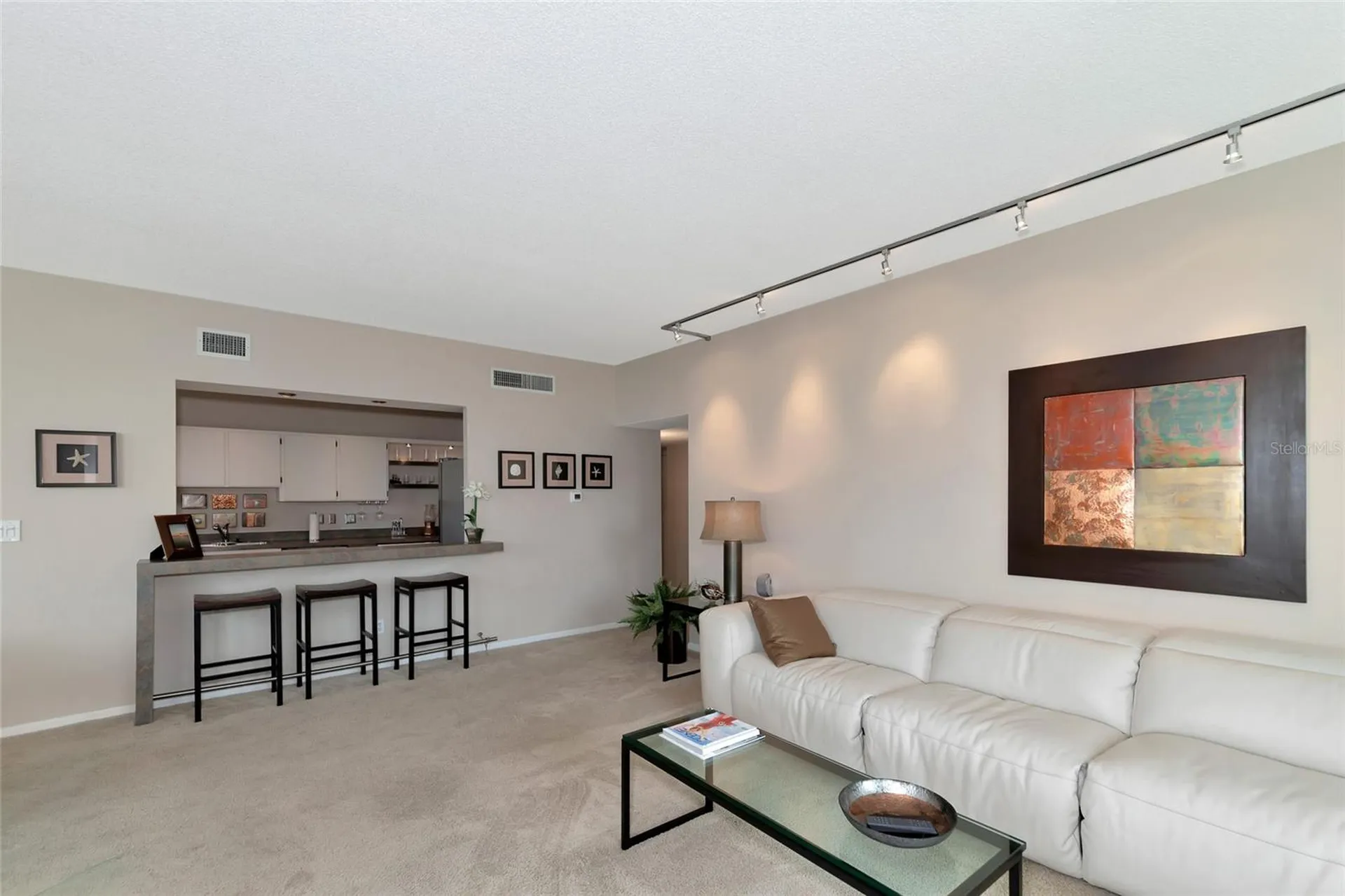 1111 N Gulfstream Ave #1a Avenue Sarasota FL 34236
