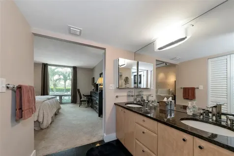 1111 N Gulfstream Ave #1a Avenue Sarasota FL 34236