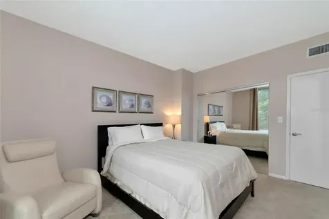 1111 N Gulfstream Ave #1a Avenue Sarasota FL 34236
