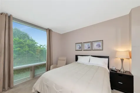 1111 N Gulfstream Ave #1a Avenue Sarasota FL 34236