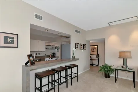 1111 N Gulfstream Ave #1a Avenue Sarasota FL 34236