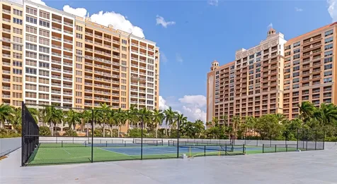 1111 N Gulfstream Ave #1a Avenue Sarasota FL 34236