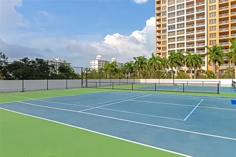 1111 N Gulfstream Ave #1a Avenue Sarasota FL 34236