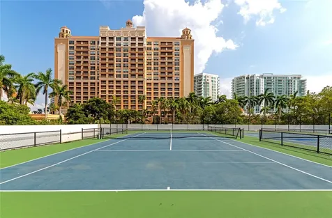 1111 N Gulfstream Ave #1a Avenue Sarasota FL 34236