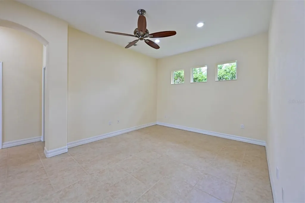 10622 Conch Shell Terrace Bradenton FL 34212