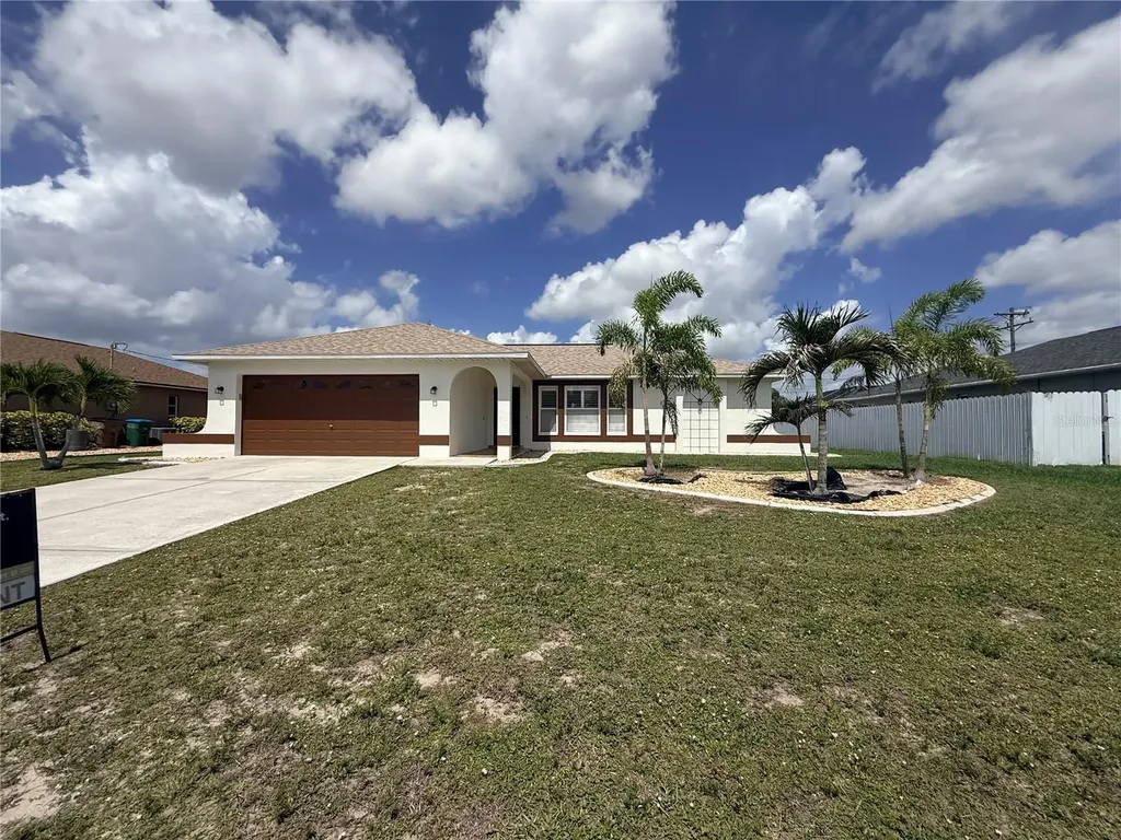 2136 SE 1st Avenue Cape Coral FL 33990