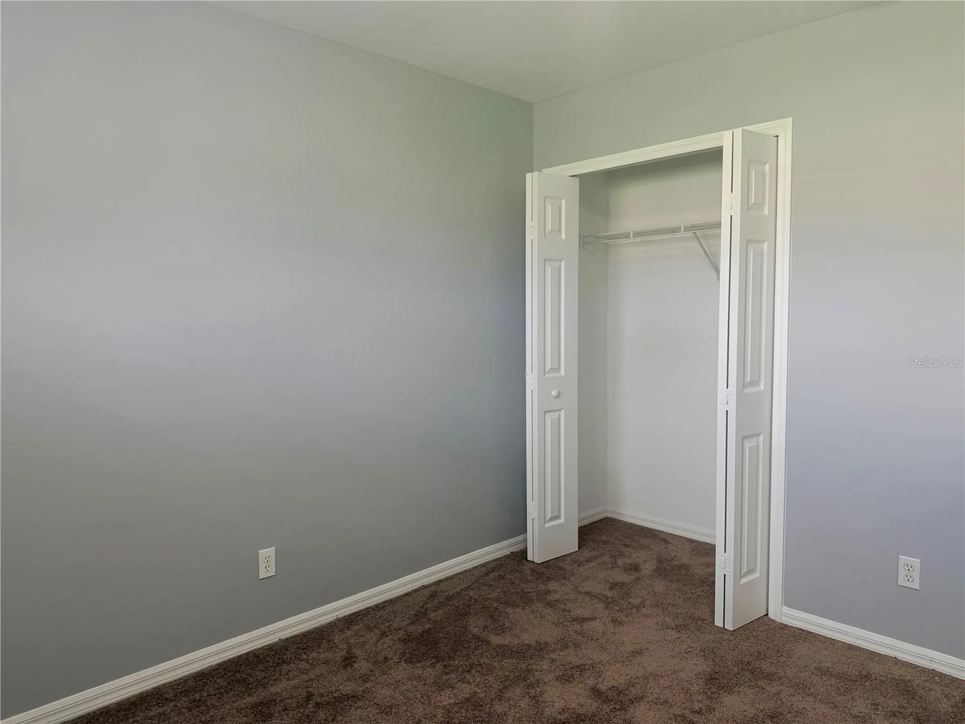2136 SE 1st Avenue Cape Coral FL 33990
