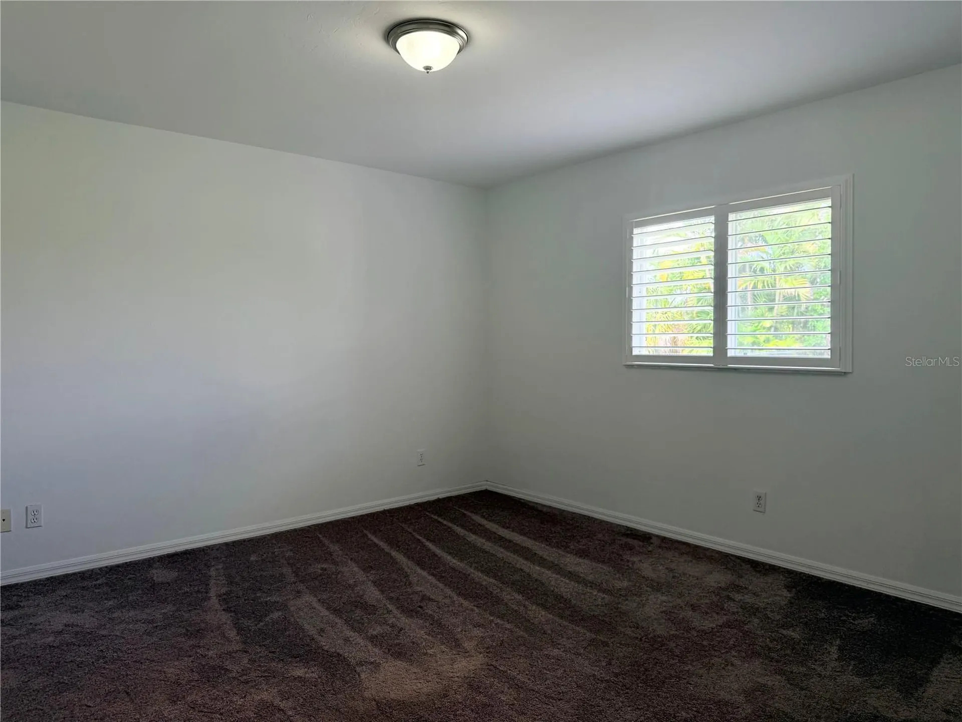 2136 SE 1st Avenue Cape Coral FL 33990