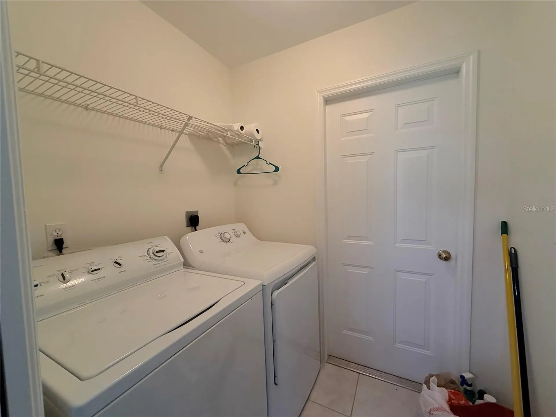 2136 SE 1st Avenue Cape Coral FL 33990