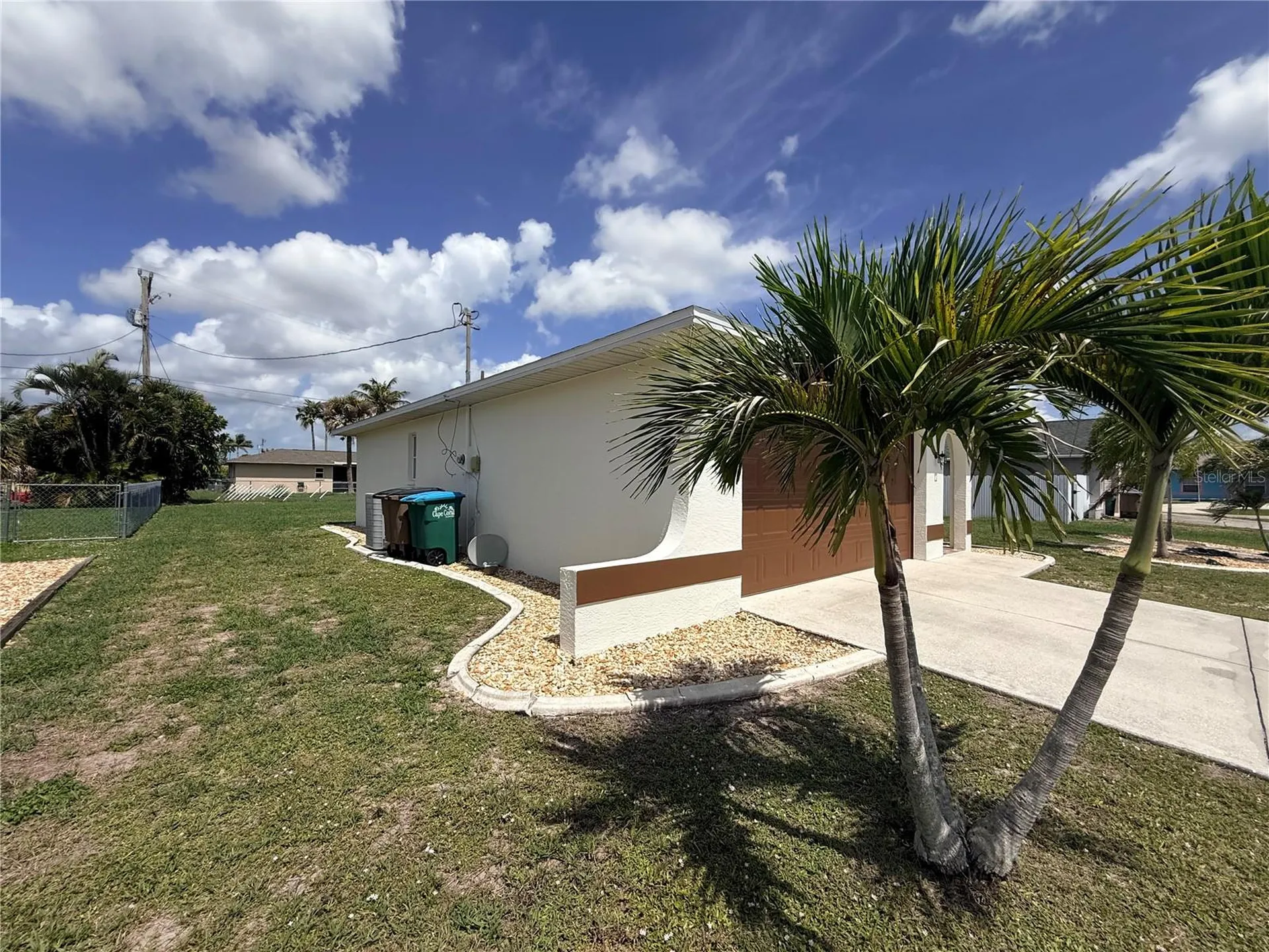 2136 SE 1st Avenue Cape Coral FL 33990