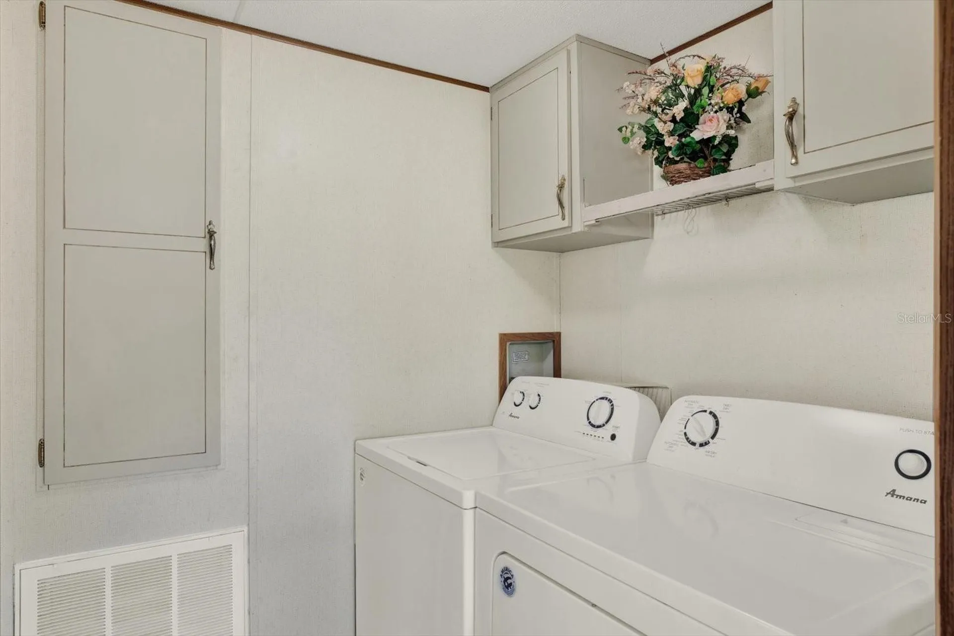 1424 Cross Bow Lane Spring Hill FL 34607