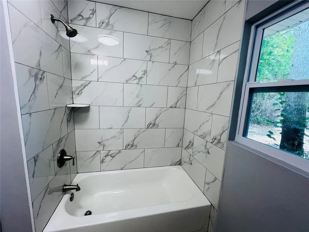 6 Golfview Circle NE Winter Haven FL 33881