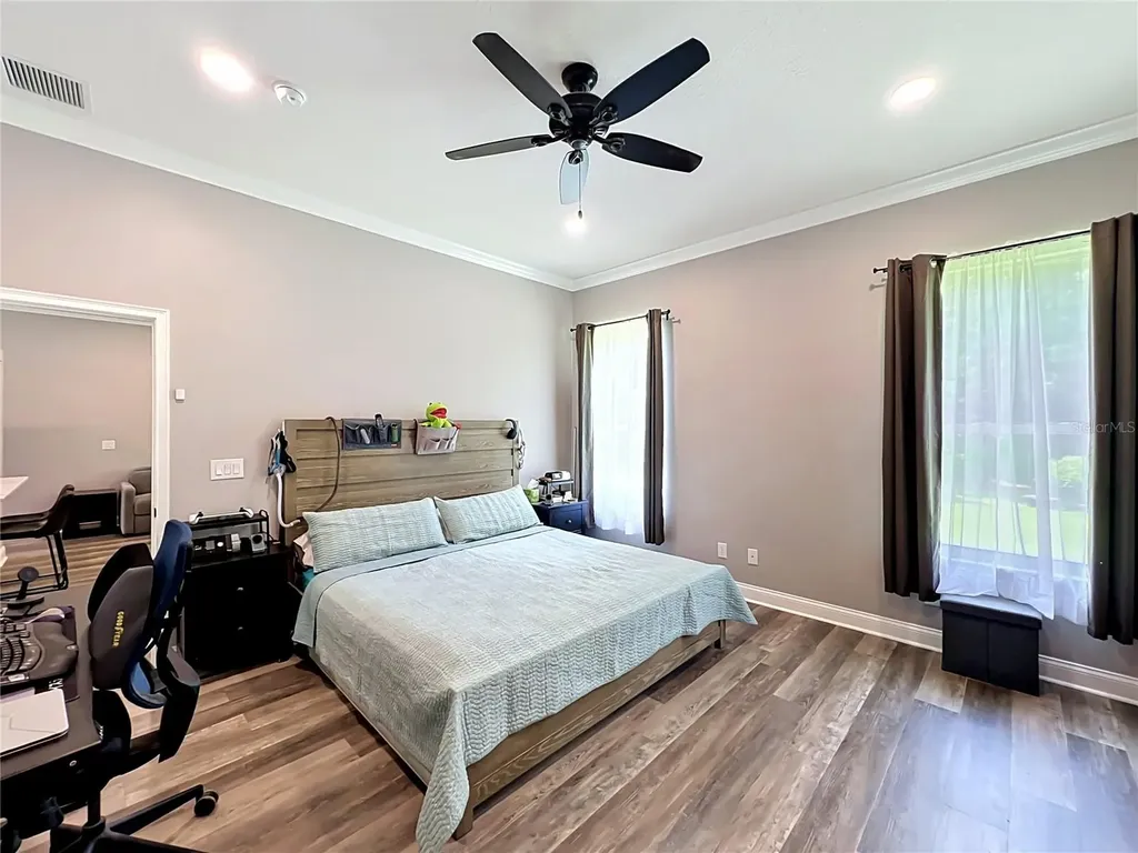 300 E Geneva Street Ocoee FL 34761