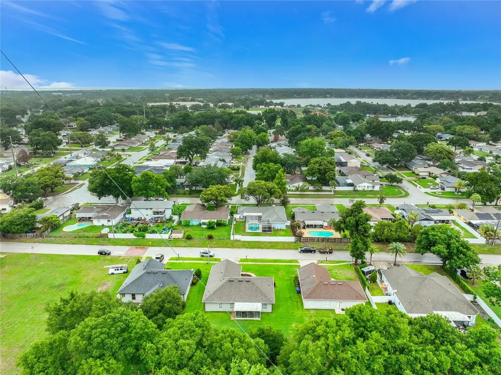 300 E Geneva Street Ocoee FL 34761