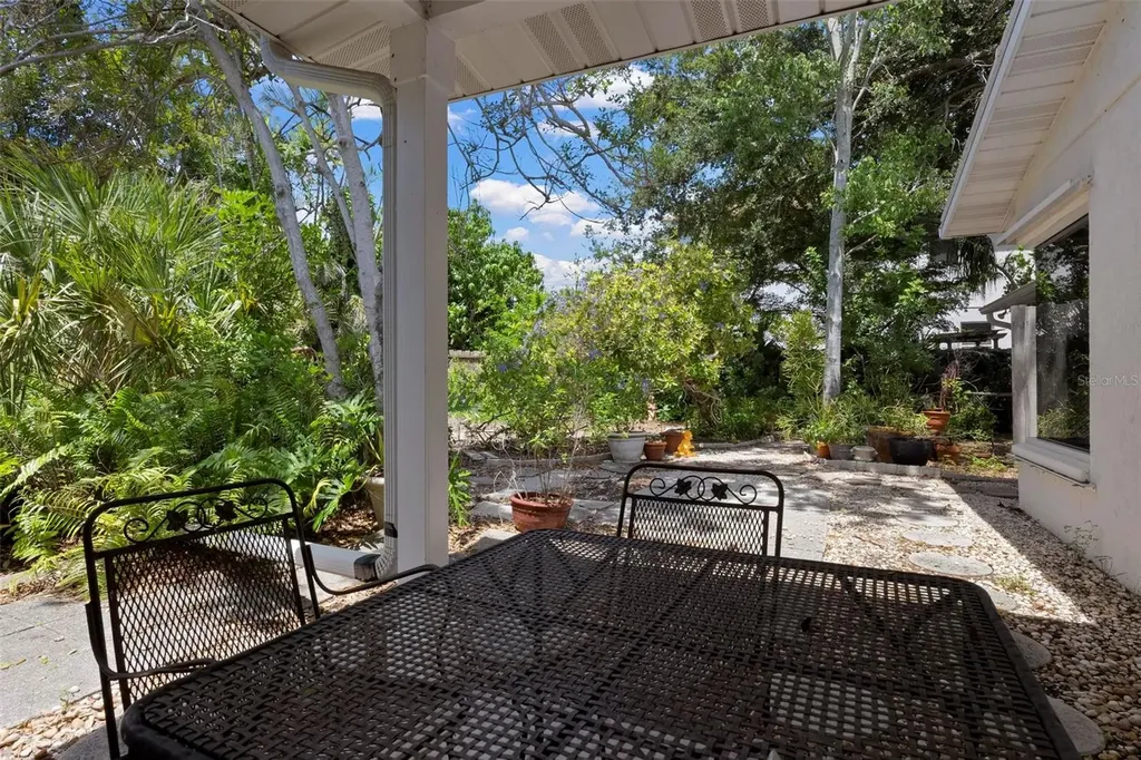 417 Baycrest Drive Venice FL 34285