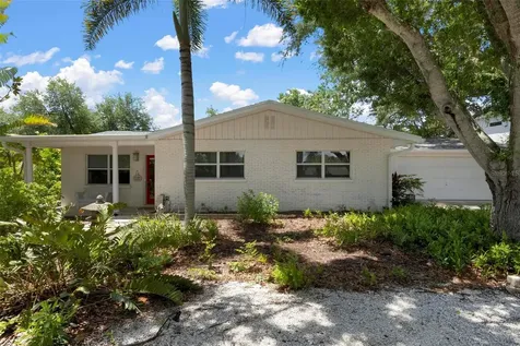 417 Baycrest Drive Venice FL 34285