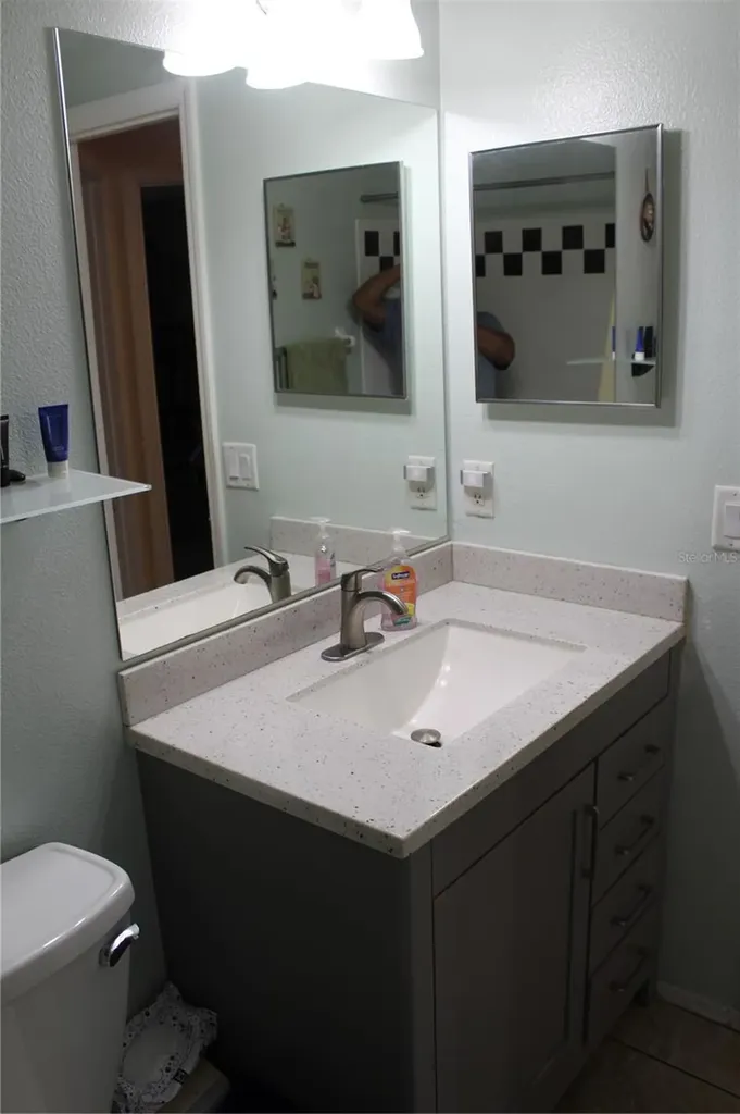 2745 Palm Isle Way Orlando FL 32829