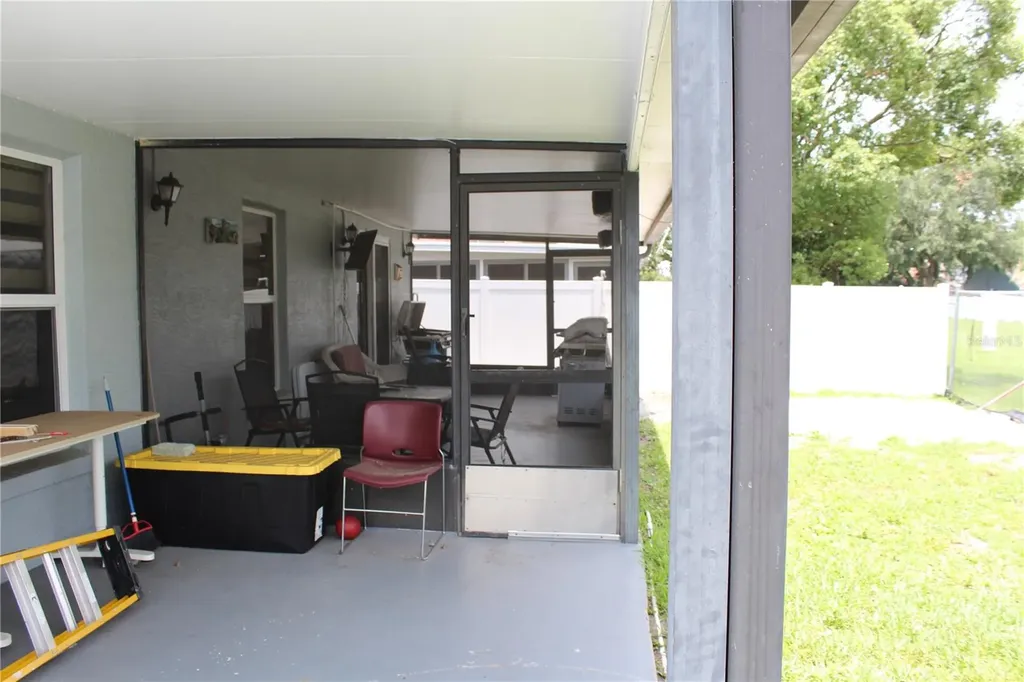 2745 Palm Isle Way Orlando FL 32829
