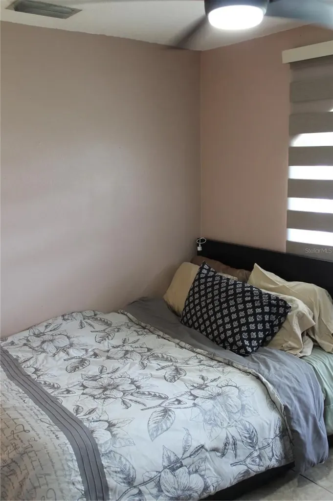2745 Palm Isle Way Orlando FL 32829