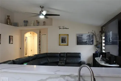 2745 Palm Isle Way Orlando FL 32829