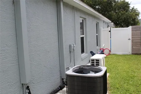 2745 Palm Isle Way Orlando FL 32829