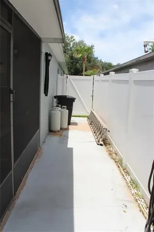 2745 Palm Isle Way Orlando FL 32829